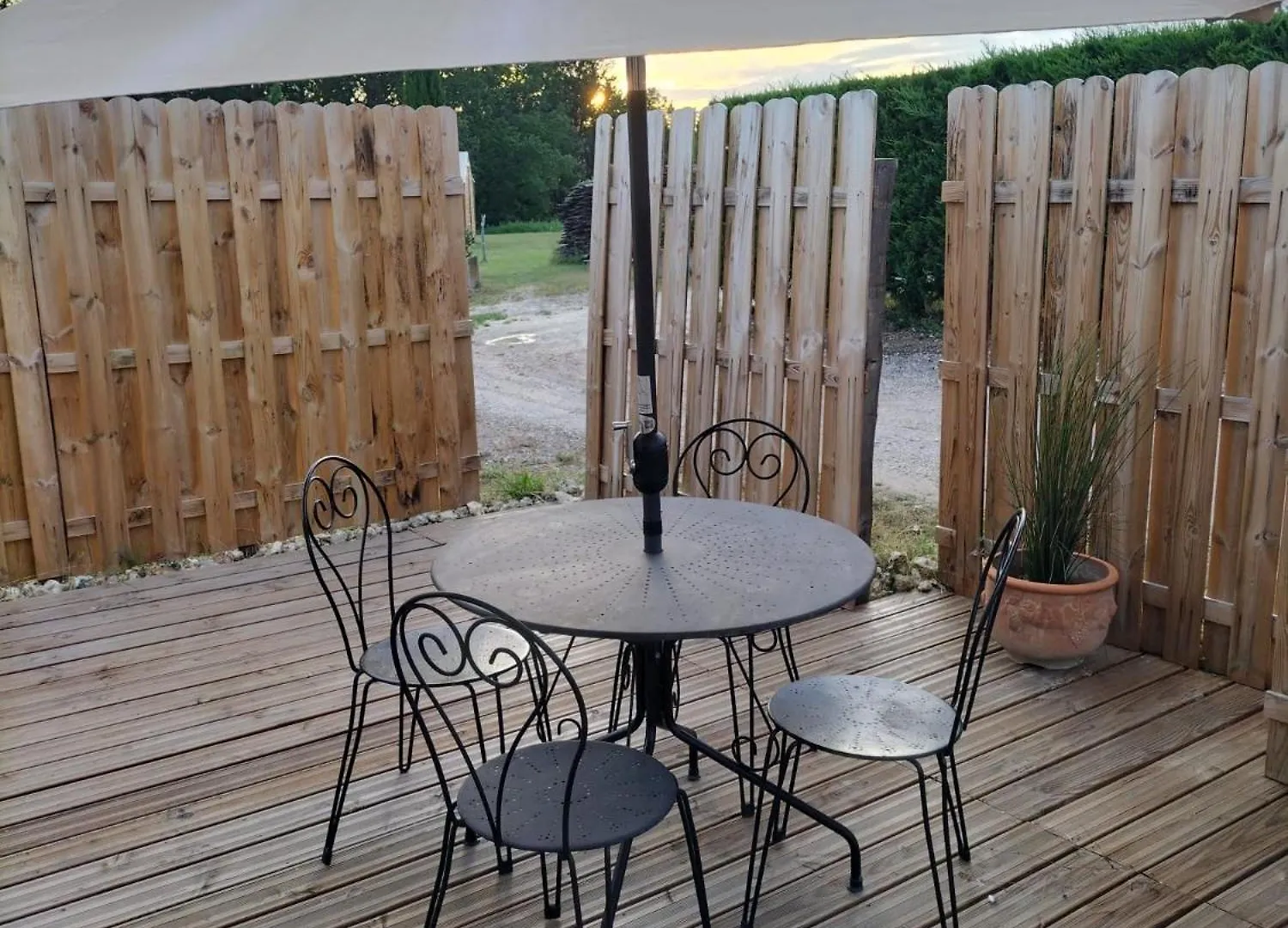 Les Lodges D'Adelaide Cahuzac-sur-Vère